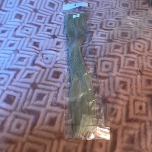 Giant hair extensions bundle